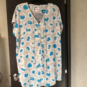 Buddy love tunic